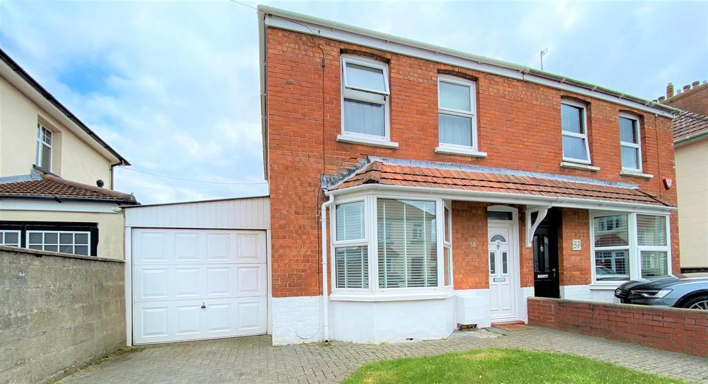 Clinton Road, Barnstaple 3 bed semidetached house for sale £350,000