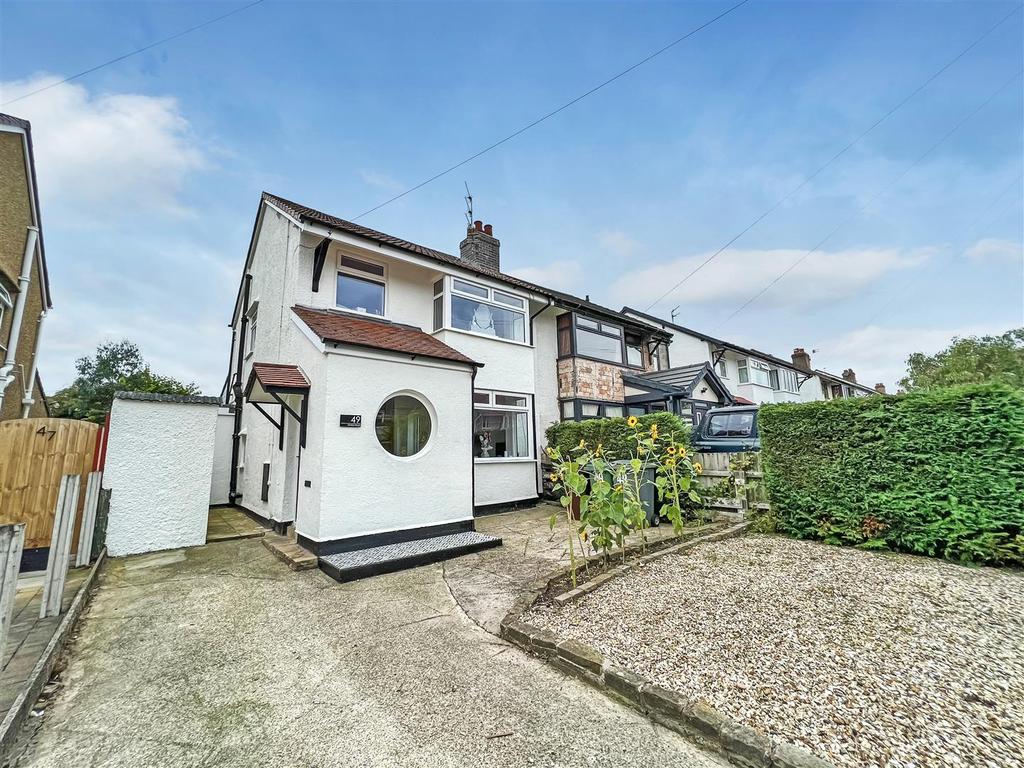 Ashlea Road, Pensby, Wirral 3 bed semidetached house for sale £300,000