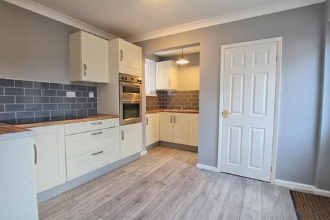 2 bedroom flat to rent - Bishops Croft, Beverley