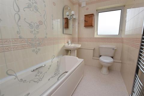 32 Bridge Road, South Cave, Brough, HU15 2JE