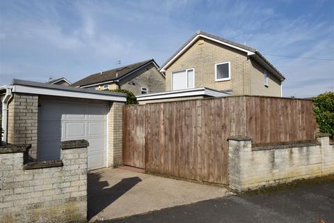 32 Bridge Road, South Cave, Brough, HU15 2JE
