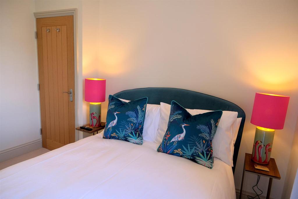 DHA - Langdale Bedroom 1 Bed Overview.jpg