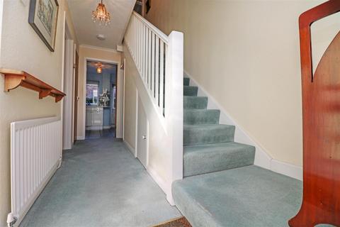 3, Castle Court Castle Lane, Warwick, CV34 4EB