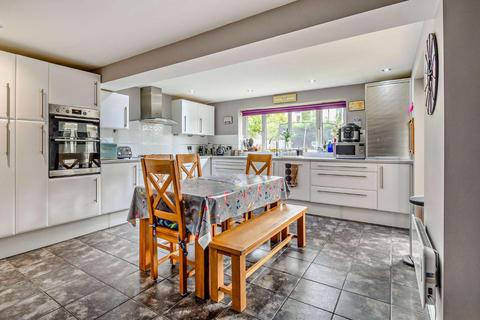 18 Brinklow Way, Harrogate, HG2 9JW