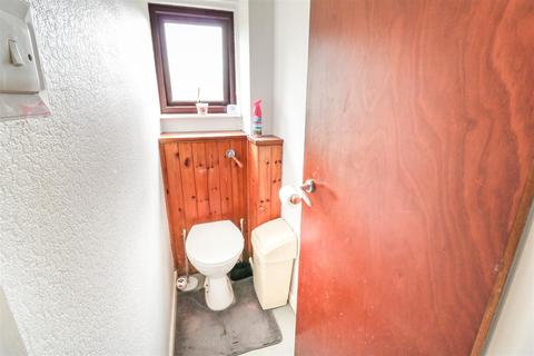 32 Finchmoor, Harlow, CM18 6UD