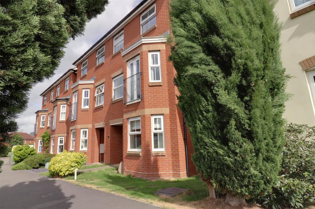 Charolais Drive, Bridgwater, Somerset, TA6 4 bed semidetached house