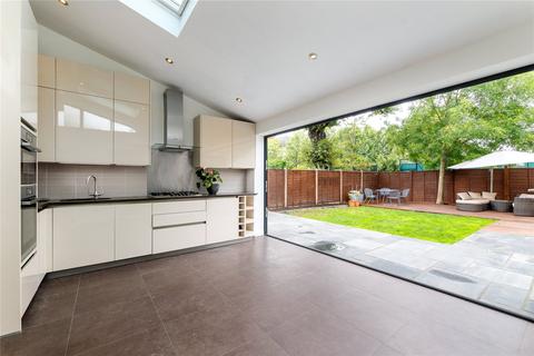 Flat 1, 7 Midmoor Road, London, SW19 4JD
