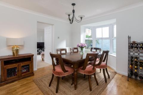40 Aintree Road, Stratford-upon-avon, CV37 9FU