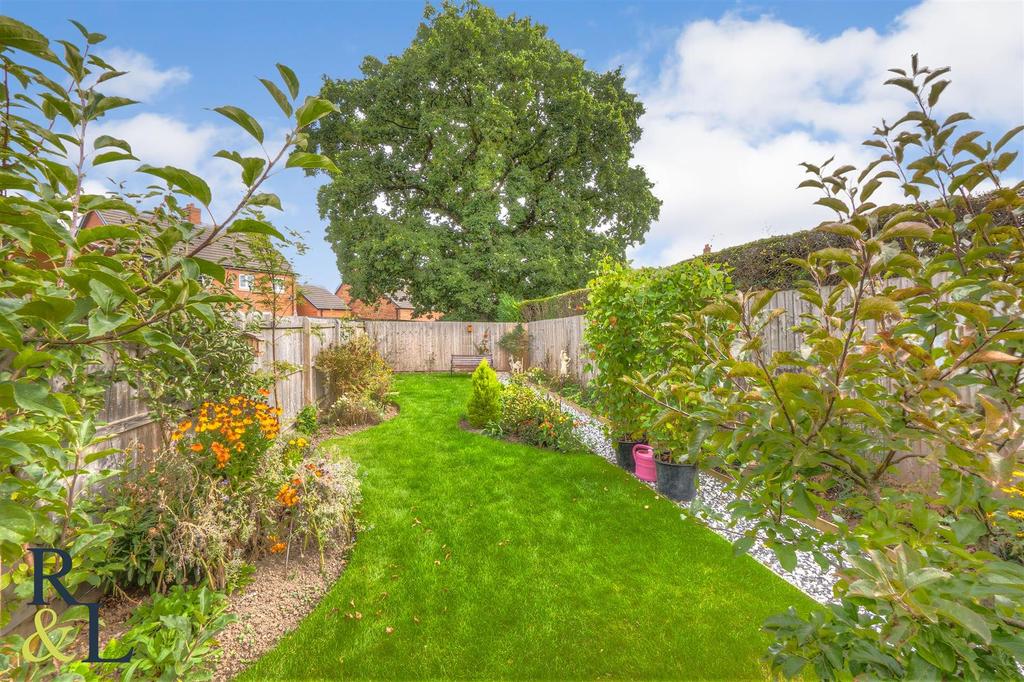 Measham Road, Moira, 4 bed detached house £475,000