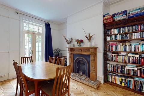 4 bedroom house for sale - Approach Road, Margate