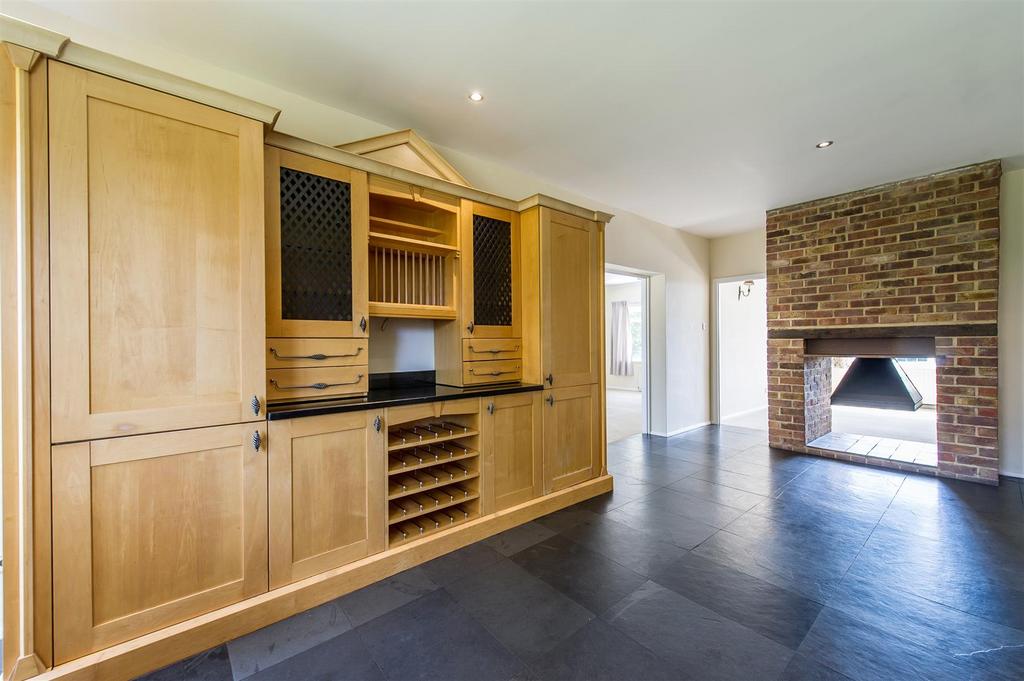 219 Hadlow Road-07.jpg