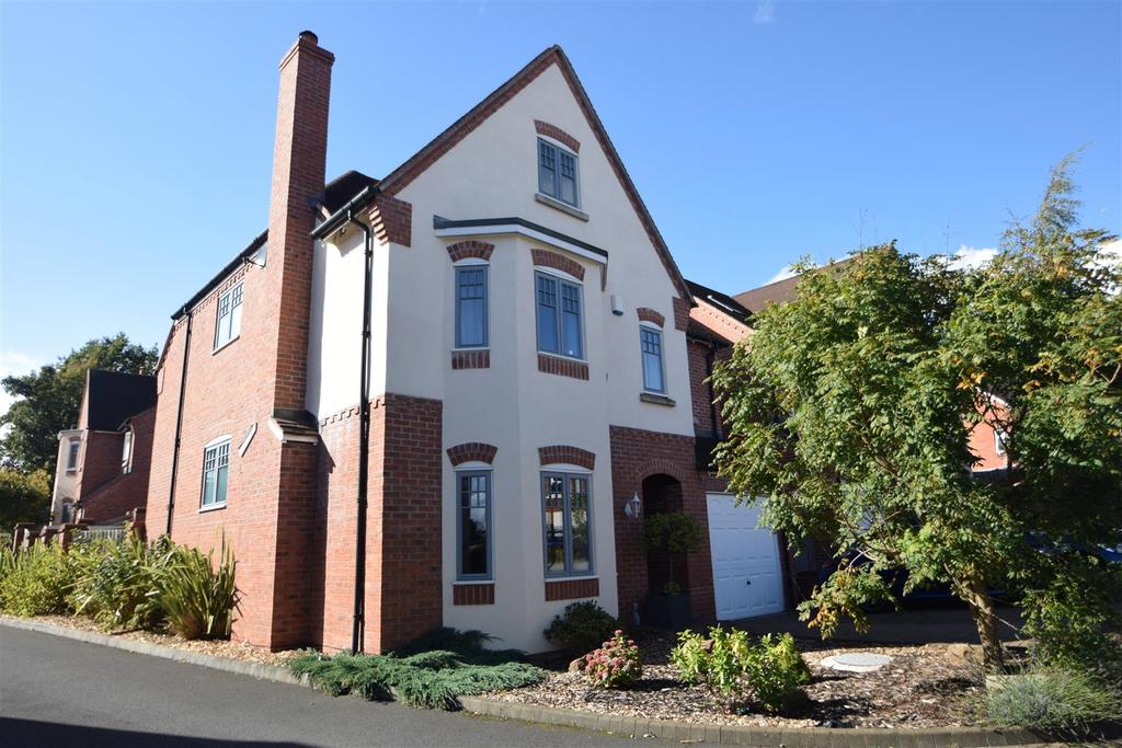 2 Tudor Gate, Copthorne Road, Shrewsbury, SY3 8NZ 6 bed detached house