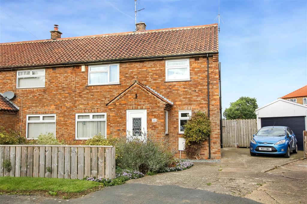 Hilton Green, Brompton, Northallerton 3 bed semidetached house £235,000
