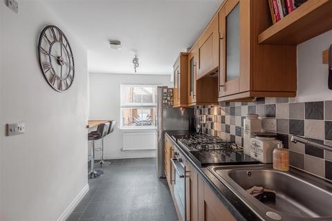 4 bedroom terraced house for sale - Lochem Road,
