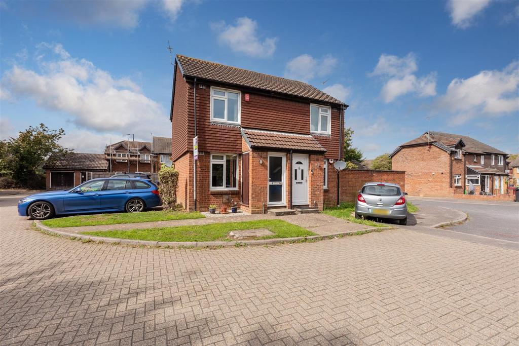 Braemar Gardens, Cippenham 1 bed semidetached house £284,950