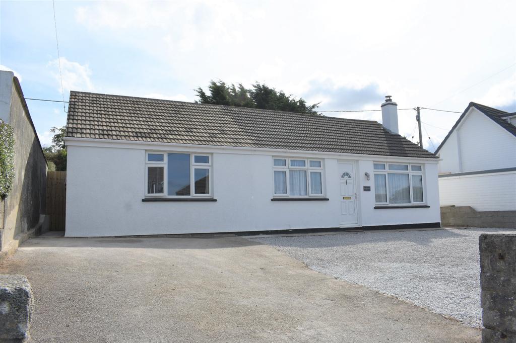 Trevelyan Road, Illogan, Redruth, Cornwall, TR15 4 bed bungalow for