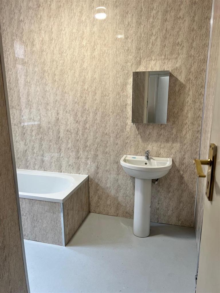 Beatrice Road, Newcastle Upon Tyne 4 bed property £1,473 pcm (£340 pw)