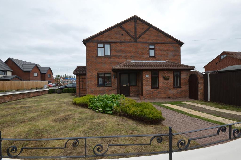 Camelot Street, Ruddington, Nottingham 3 bed detached house £1,050