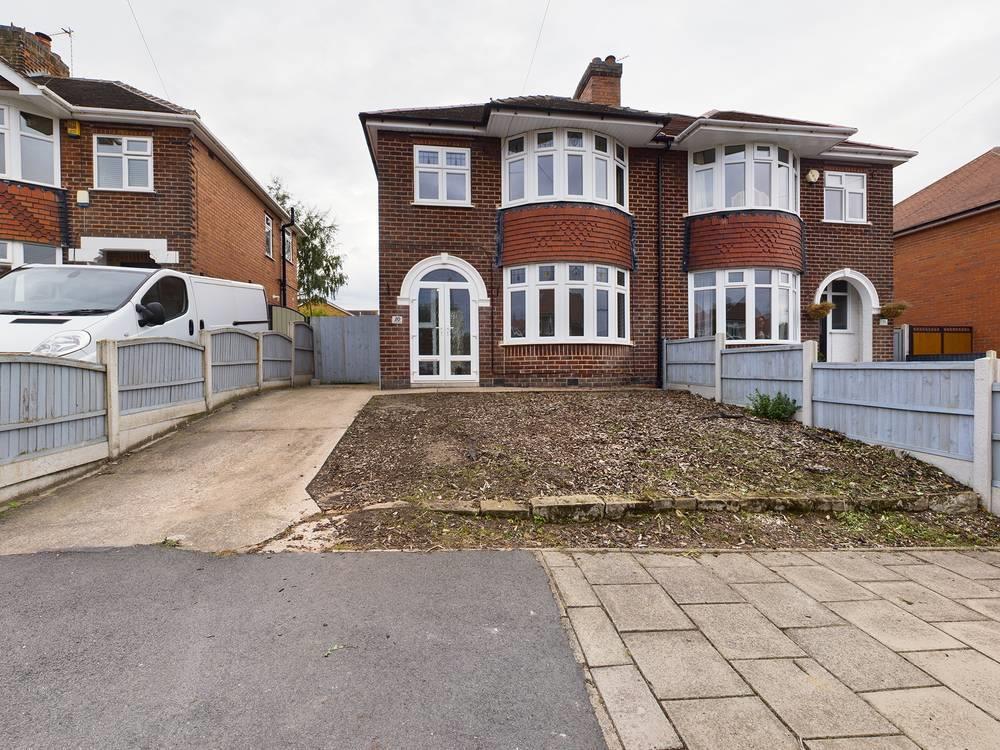 Harvey Road, Mansfield 3 bed semidetached house £220,000