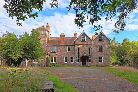 10 bedroom detached house for sale - Hay-On-Wye, Herefordshire - 20 acres