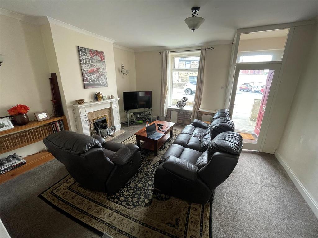 New Lane, Oswaldtwistle 2 bed terraced house £100,000