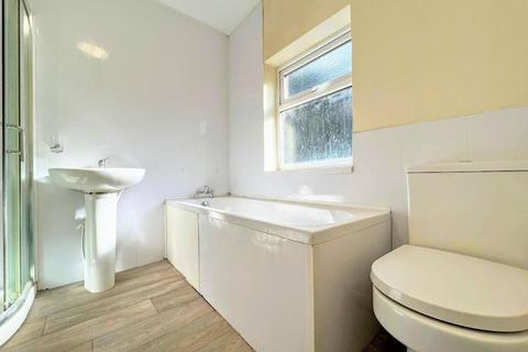 70 Doncaster Road, Darfield, Barnsley, S73 9HX
