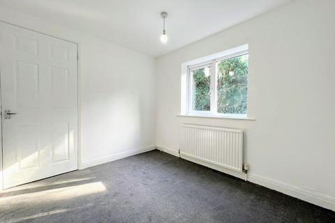 70 Doncaster Road, Darfield, Barnsley, S73 9HX