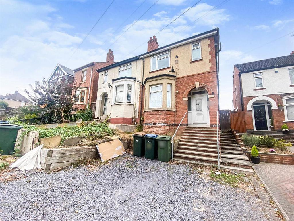 Hall Green Road, Henley Green, Coventry, West Midlands 3 bed semi