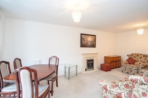 1 bedroom apartment for sale - Mountbatton House, Hempstead Road, Hemel Hemp, HP3 0HE