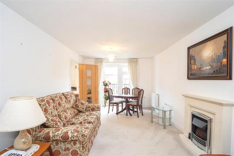 1 bedroom apartment for sale, Mountbatton House, Hempstead Road, Hemel Hemp, HP3 0GG