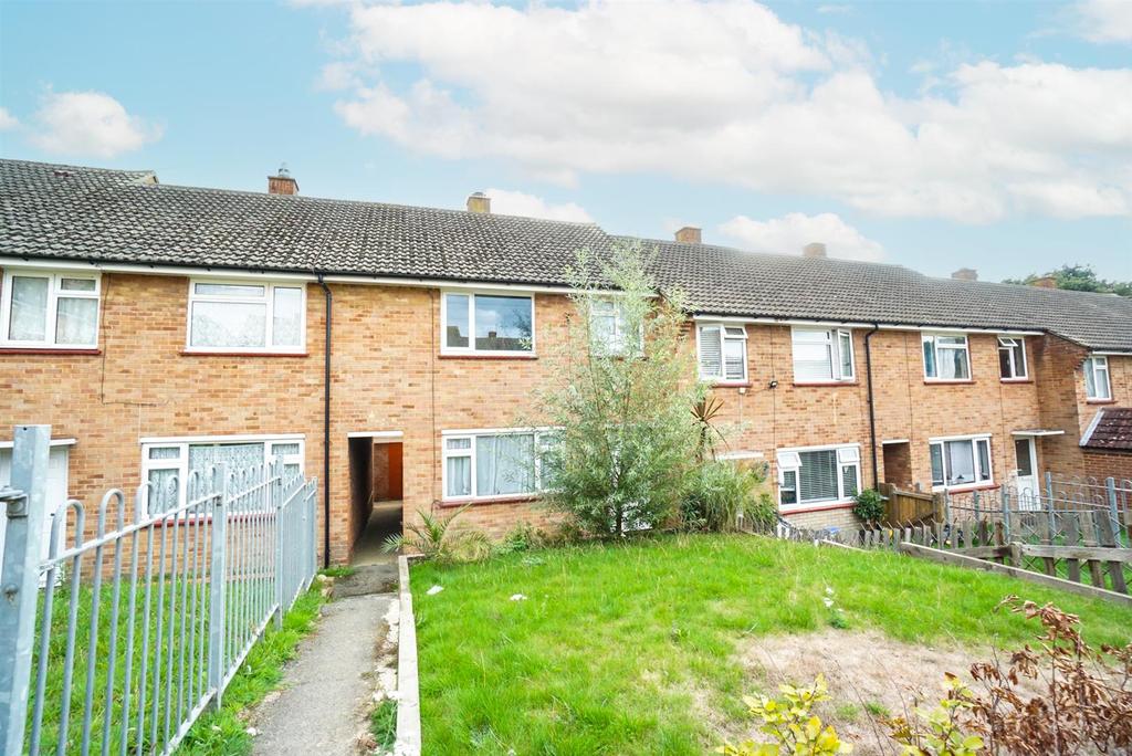 Linley Close, Hastings 3 bed terraced house £260,000
