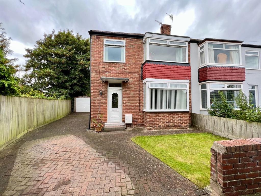 Chelmsford Avenue, StocktonOnTees 3 bed semidetached house £210,000