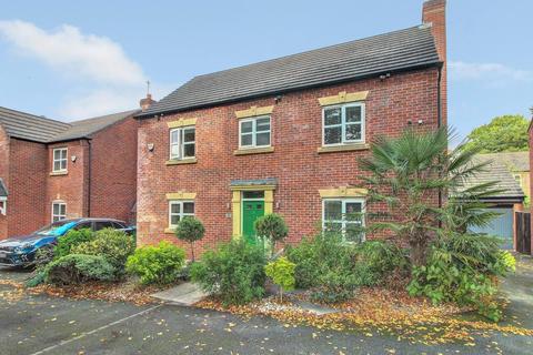 4 bedroom detached house for sale - Viscount Drive, Middleton, Manchester, M24 4JT