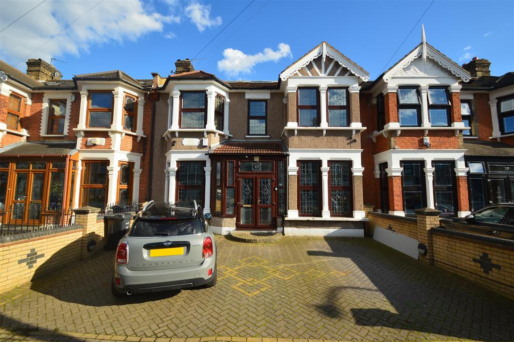 Cavendish Gardens, Ilford, IG1 3EA 6 bed terraced house for sale £