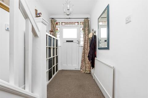 326 Upper Elmers End Road, Beckenham, BR3 3HF