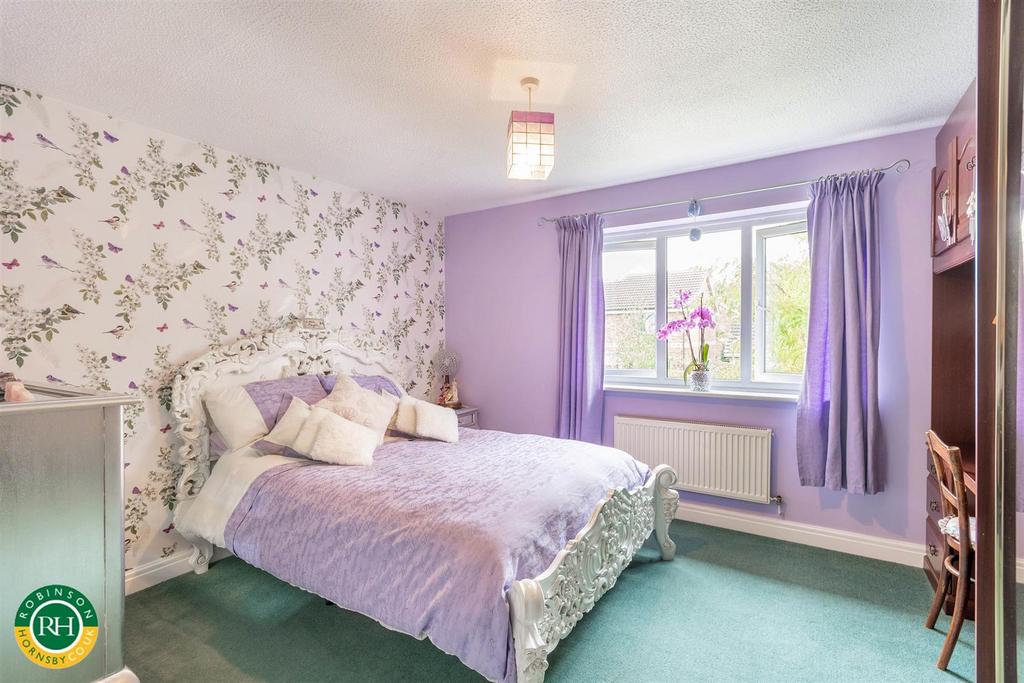 Bed 3.jpg