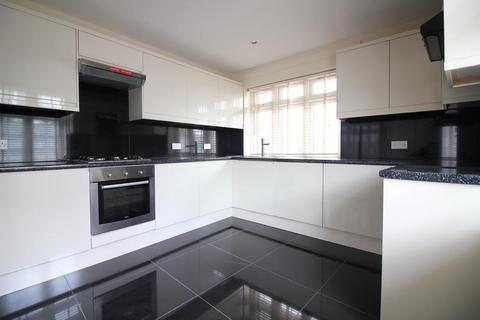 1 bedroom in a house share to rent, Riverview Gardens, Twickenham