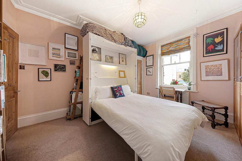 Bedroom (2).jpg