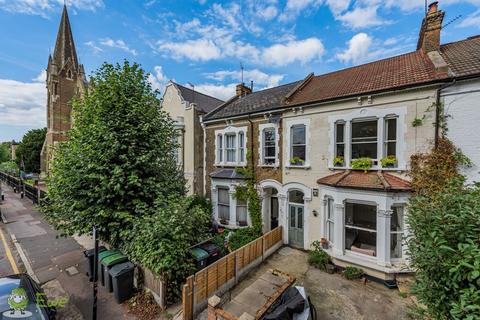 18 Trinity Road, London, N22 8LB