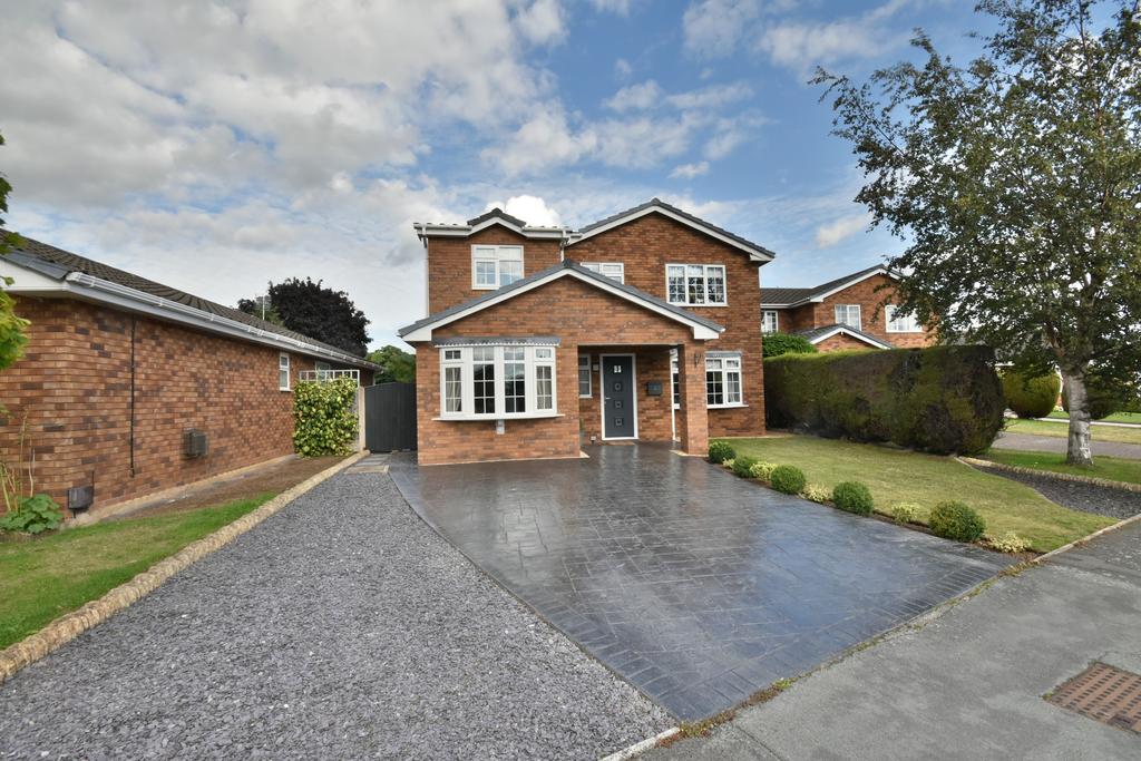 Wentworth Rise, Erlas Park, Wrexham, LL13 4 bed detached house for sale