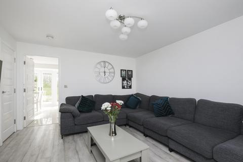 15 Ryndale Drive, Dalkeith, EH22 2EL