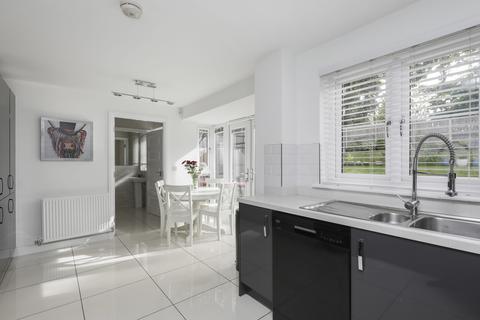 15 Ryndale Drive, Dalkeith, EH22 2EL