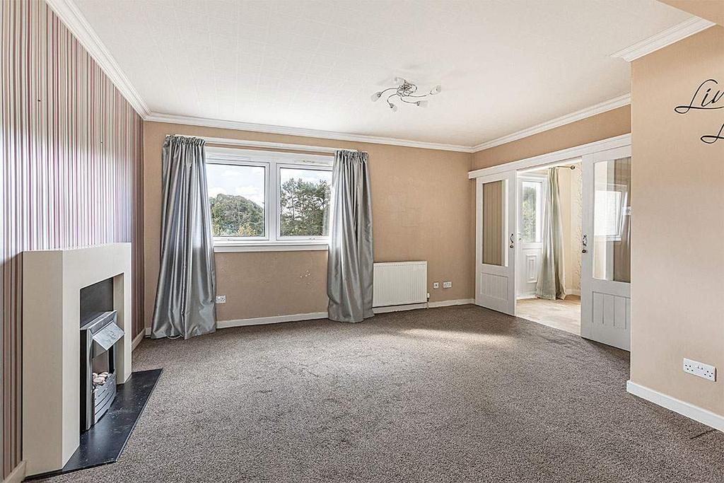 16 The Loan, Selkirk TD7 4AX 2 bed terraced house £130,000