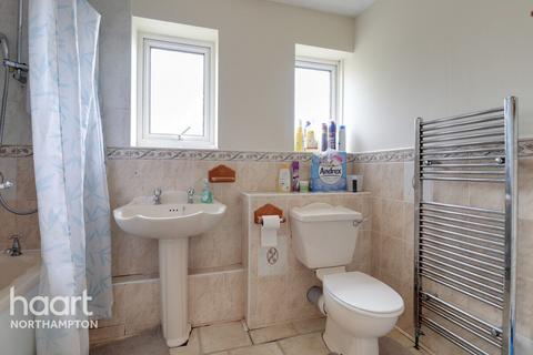 19 Crowthorp Road, Northampton, NN3 5DU