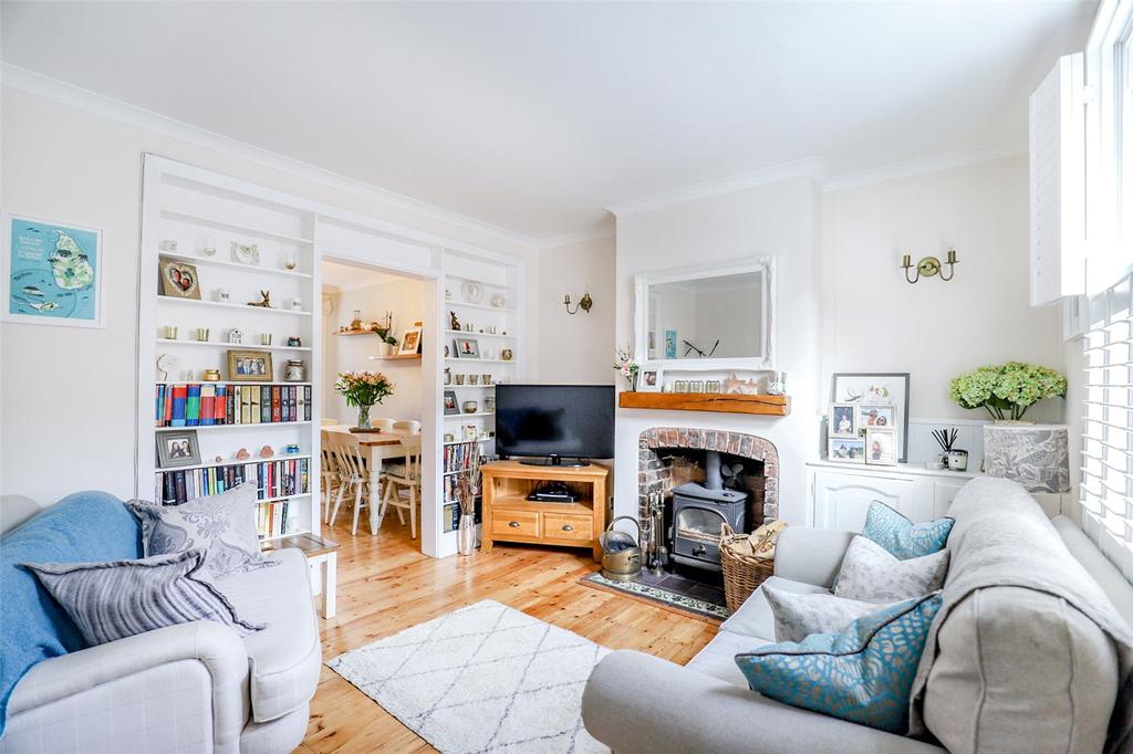 Arthur Road, St. Albans... 2 bed terraced house £500,000