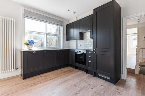 2a Pevensey Road, London, SW17 0HW