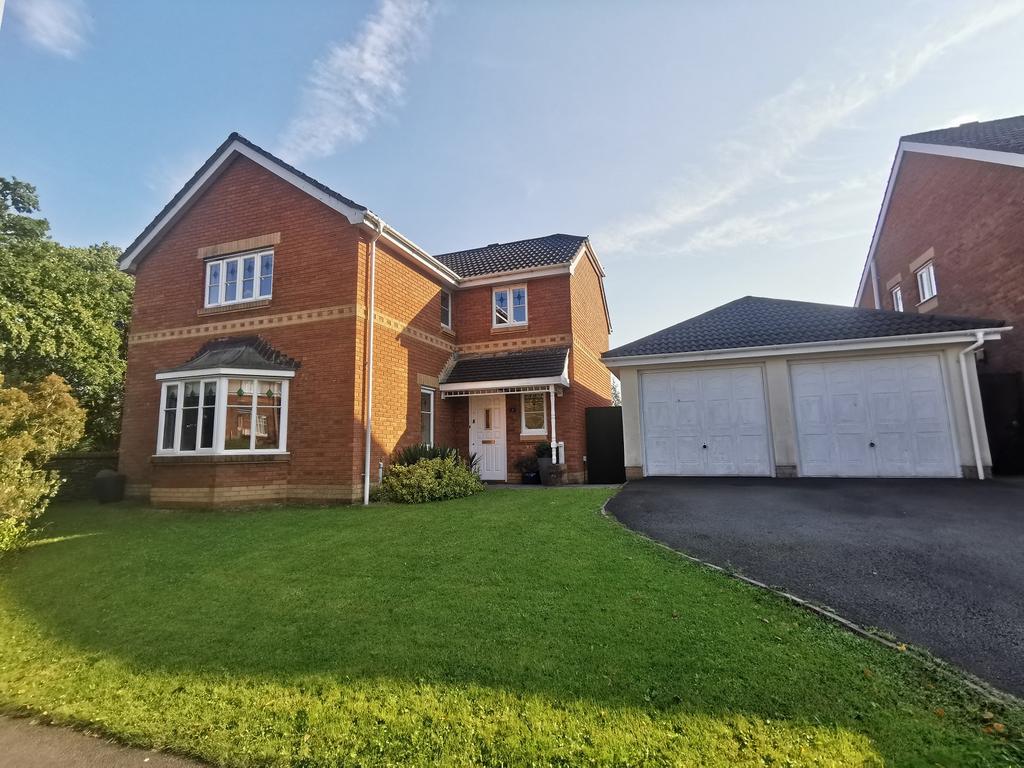 Parc Penscynnor, Cilfrew, Neath, Neath Port Talbot. 4 bed detached