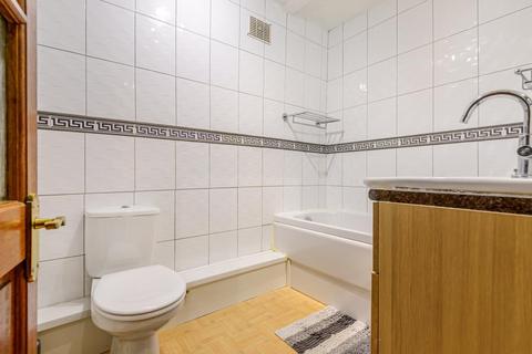 68 Denison Road, Feltham, TW13 4QG