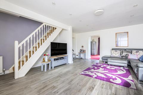 68 Denison Road, Feltham, TW13 4QG