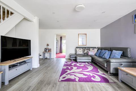 68 Denison Road, Feltham, TW13 4QG